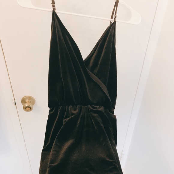 New A&F Black Velvet Mini Dress - Picture 2 of 3
